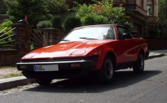 Triumph TR7