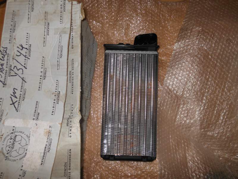 Heizungskühler XM NEU von Valeo