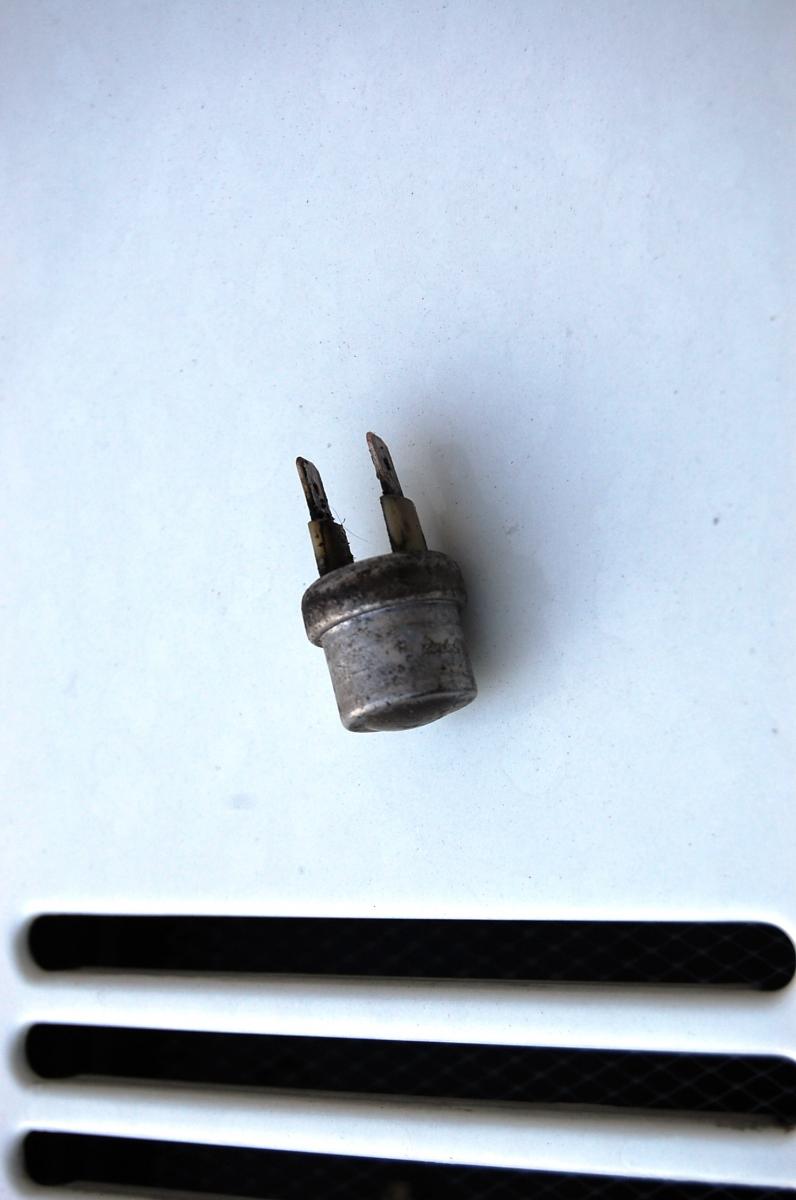 Suche: Thermokontakt/Thermoschalter für CX S1