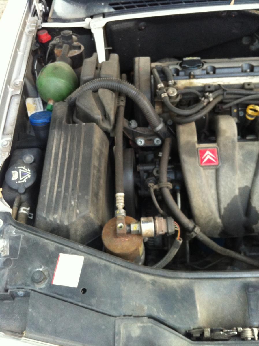 Verschenke Motor 1,8/16V bzw. Teile