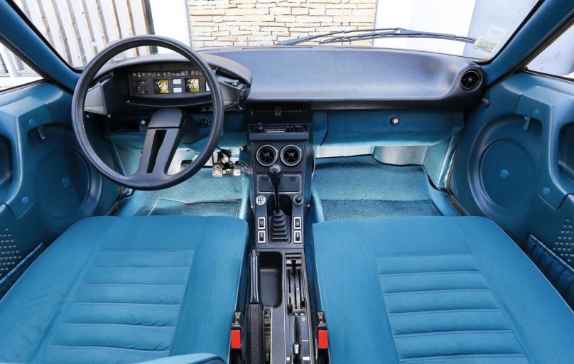 1976-citroen-cx2000-super-4_featured.jpg.6196b9a89992658998ad31f052b853f9.jpg