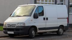 800px-2005_Citroen_Relay_HDi_1100_Enterprise_2.0_Front.jpg