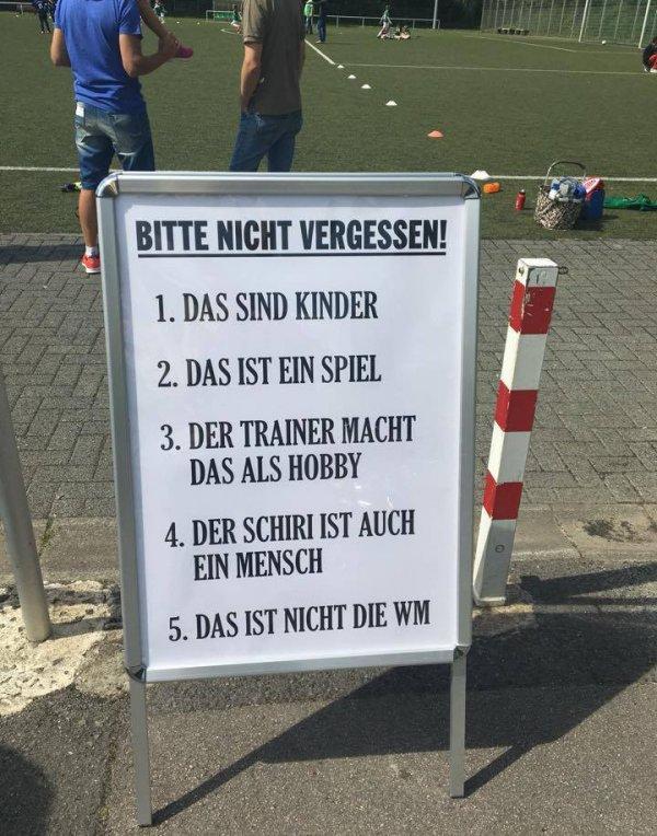 fussball.jpg.a0eeff9ed1c436b404963fab76b706f5.jpg