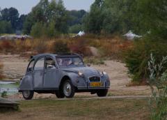 2cv-grau-100-jaar-citroen.jpg
