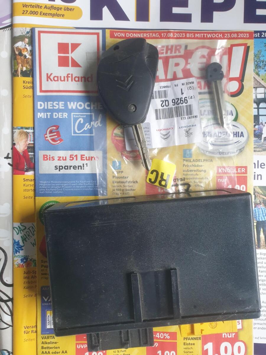 Schlssel.jpg.cbe9df02a4e6a89241ec9e39a584ca1d.jpg