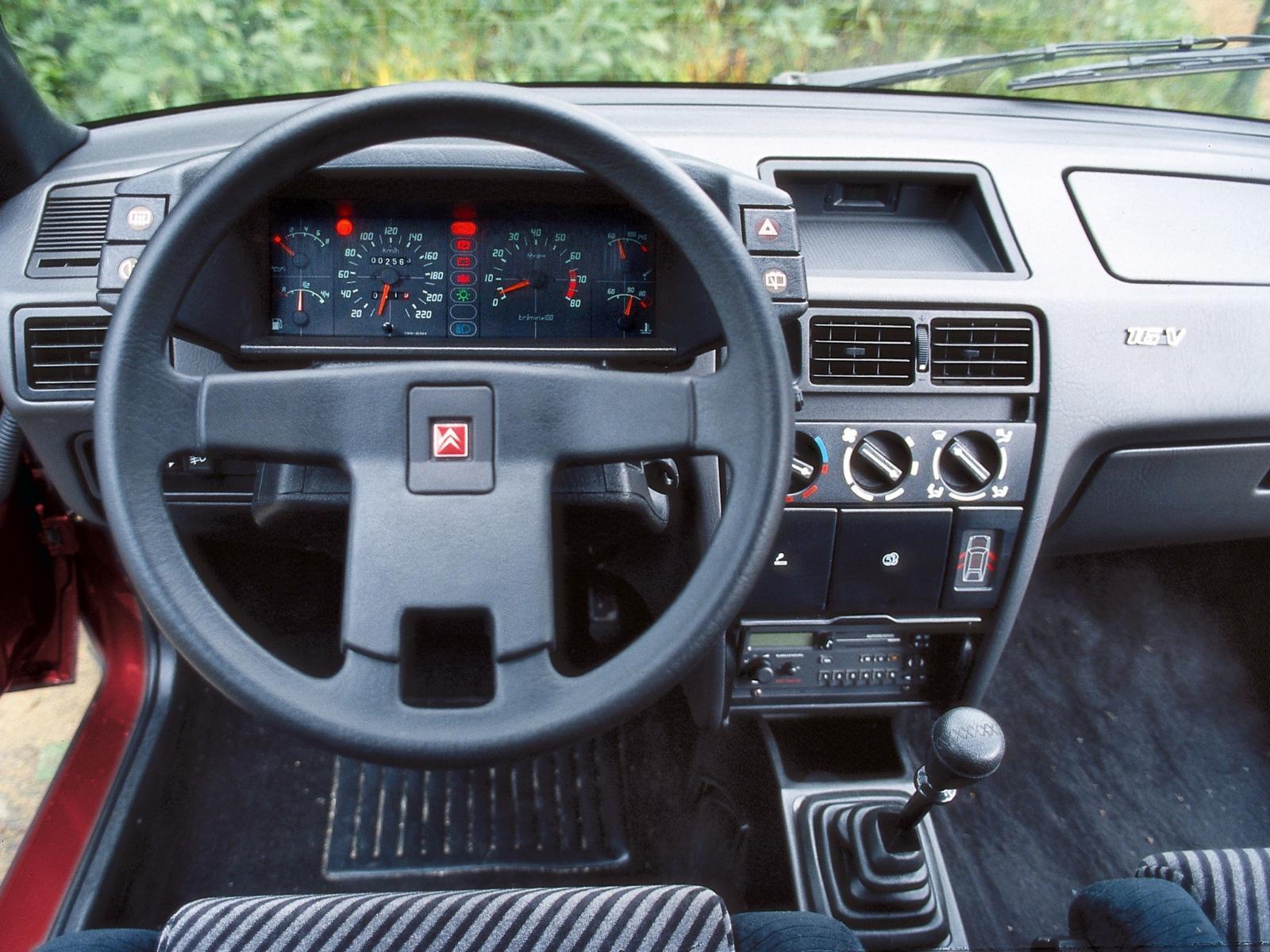 CitronBX19GTi198793_2.jpg.4a1d1a9ad84c2b4a92d17a02aed7f3d9.jpg