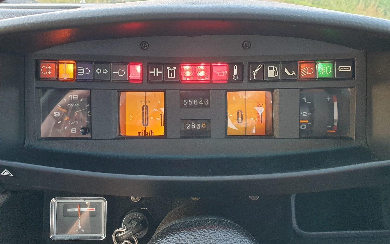 1979-Citroen-CX-GTi-instruments_trans_NvBQzQNjv4BqGMYWjV3TjAwHbezpx2qfyiVg9aXgl2riKxjZzLpkfgY.jpg.055f6ab500b2d7cf20efe3067d6fe330.jpg