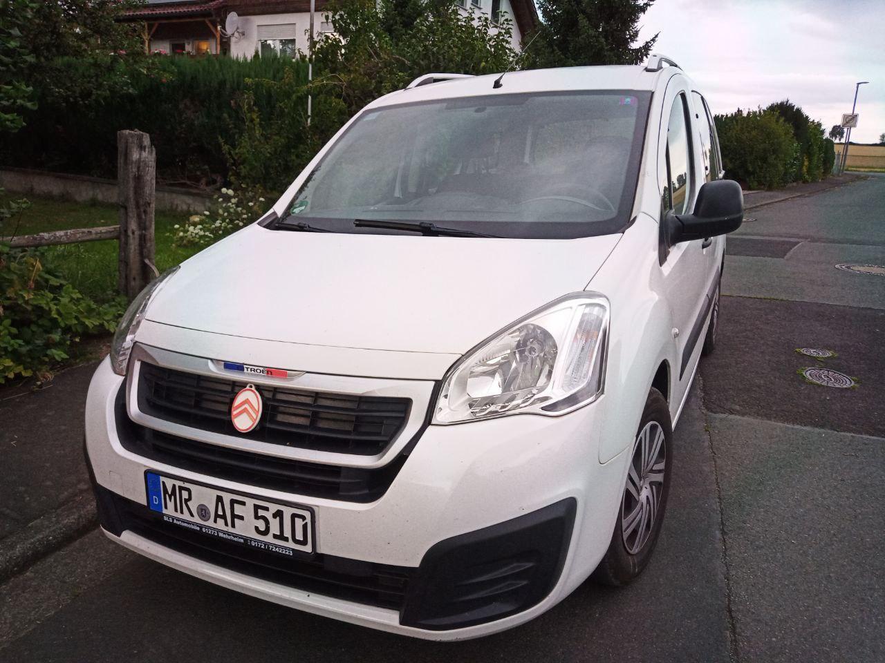 CitroenBerlingo015.jpeg.818572a1eff8226765d569d394cfc965.jpeg