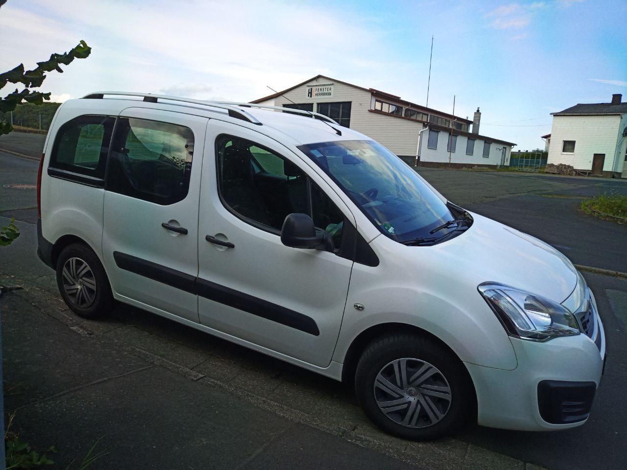 CitroenBerlingo019.jpeg.f83f7fb87e8f02f68a3ed5e976653553.jpeg