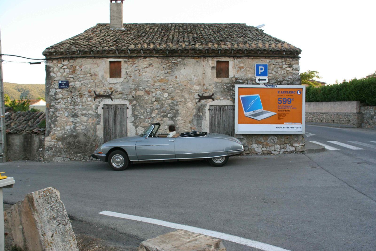 DS-cabrio.jpg.1ec9a11bbce525d5ab50c23905cc9dfb.jpg