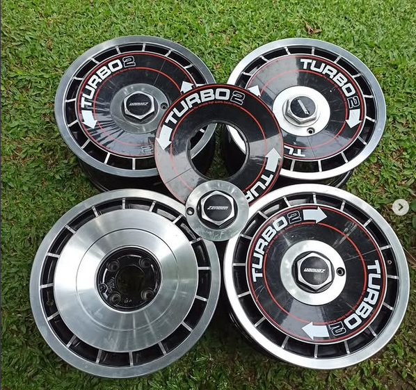 large.ZenderTurbo.PNG.bbe107bda3afa3509c5fc646699a8ad9.PNG