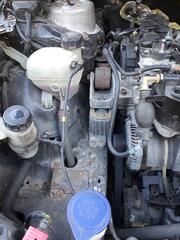 Motorraum 3.jpg