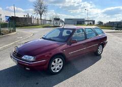 Xantia Break V6 dunkelrot F Bild 1.jpg