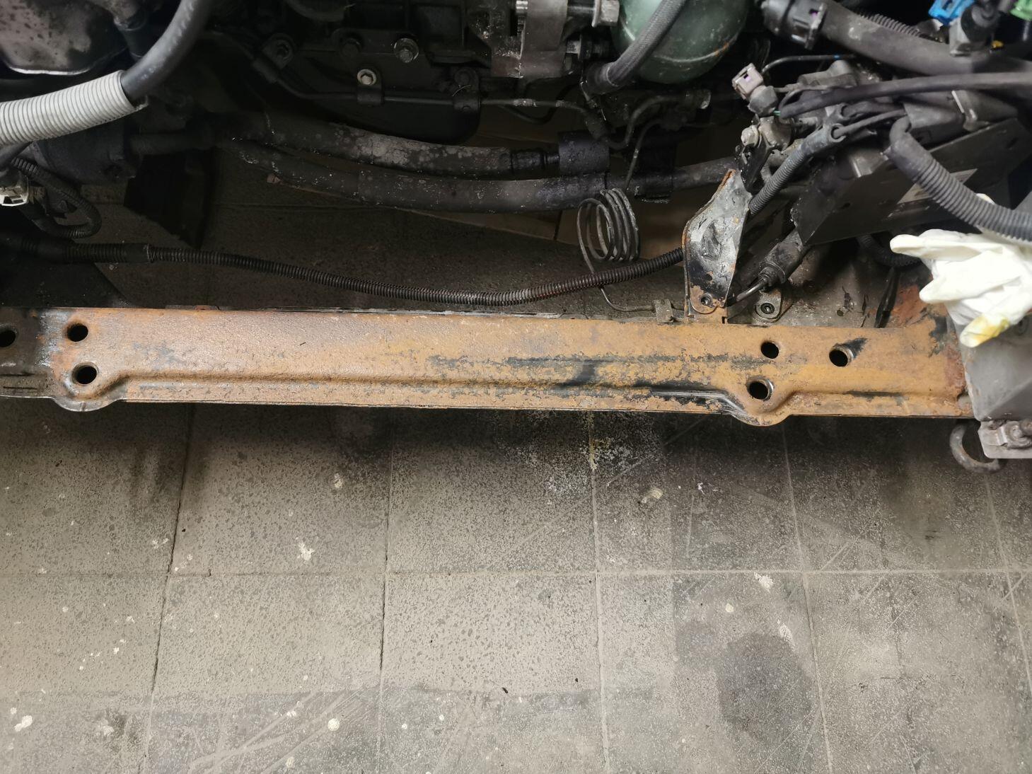 large.Fahrschemel.jpg.19cac9dda7e7076af925ccea175302c0.jpg