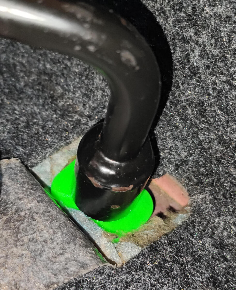 large.Reserverad_Werkzeug_OE-Schluessel.jpg.addc540caddbba3802fae67857190814.jpg
