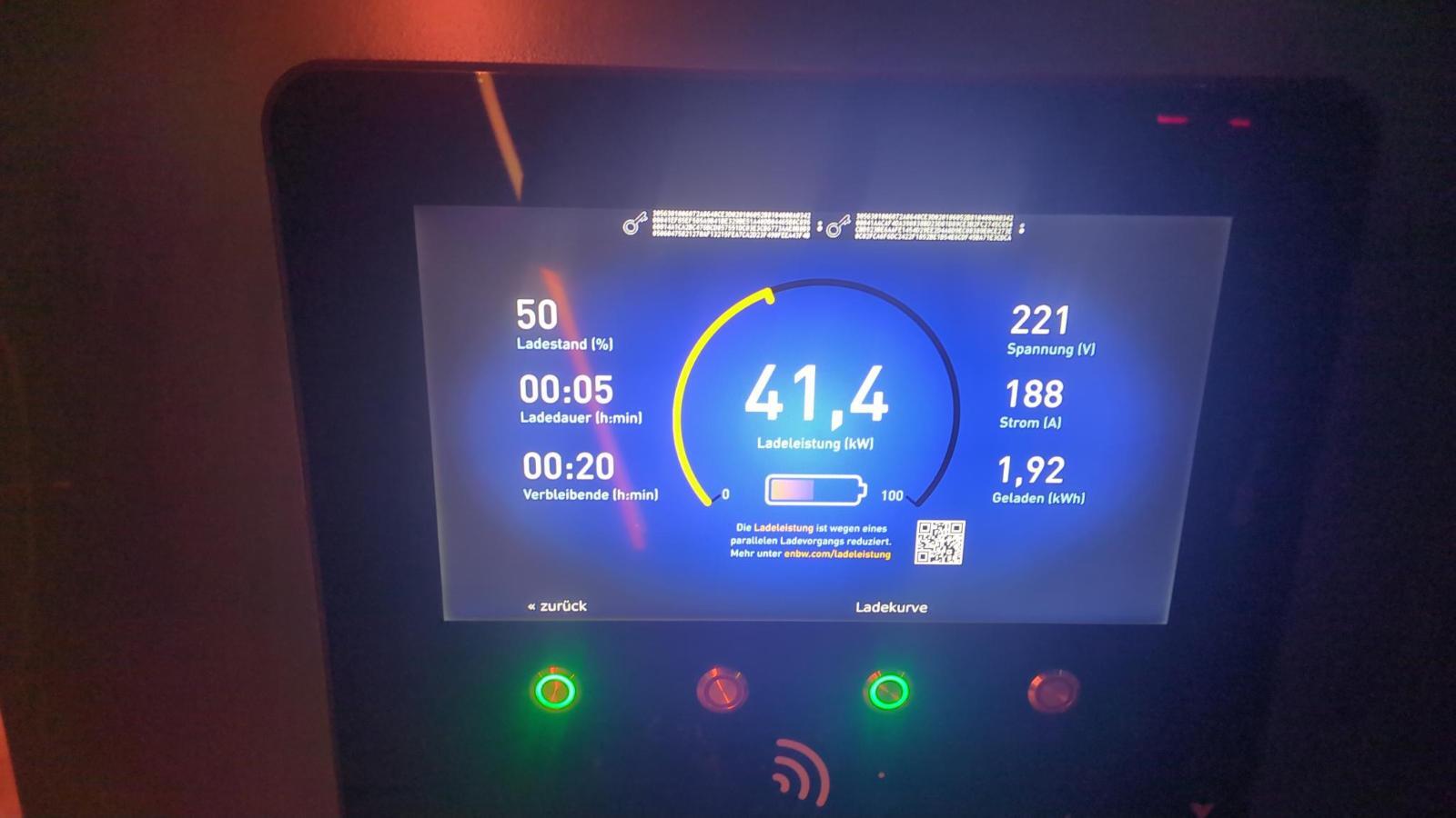 laden40kw.jpeg.4a7e5994b3c236c171fbaf2f12af2ab5.jpeg