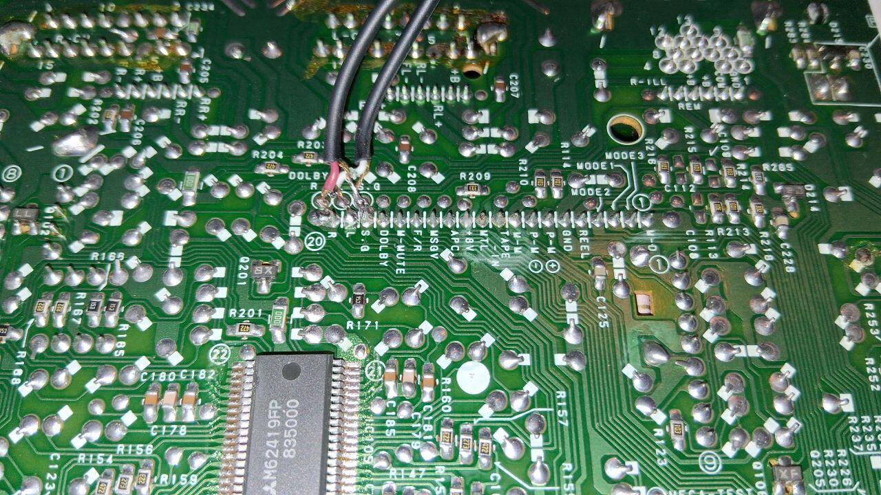 large.Connecteur.jpg.d4810f12393cc59dfa7fd935fcd58b30.jpg