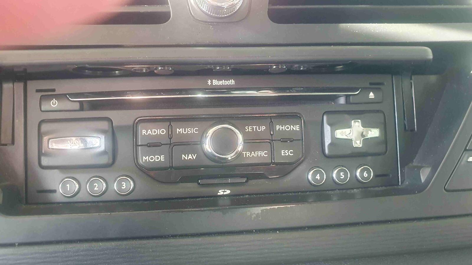 Radio.jpg