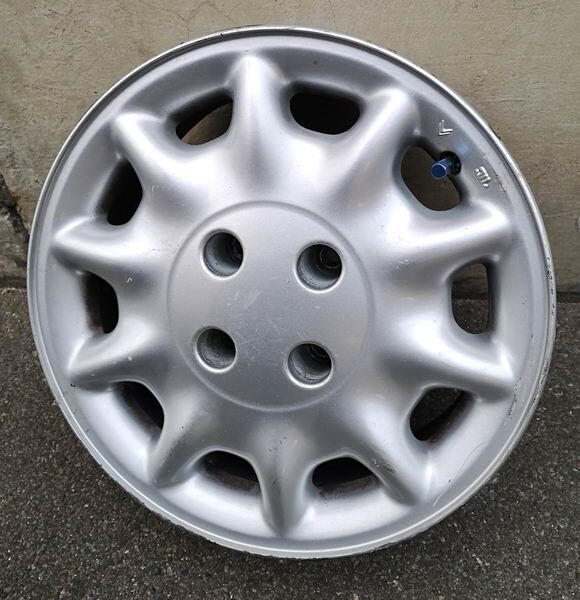 Suche Felgen zu Xantia "Magny Cours" 6x15"
