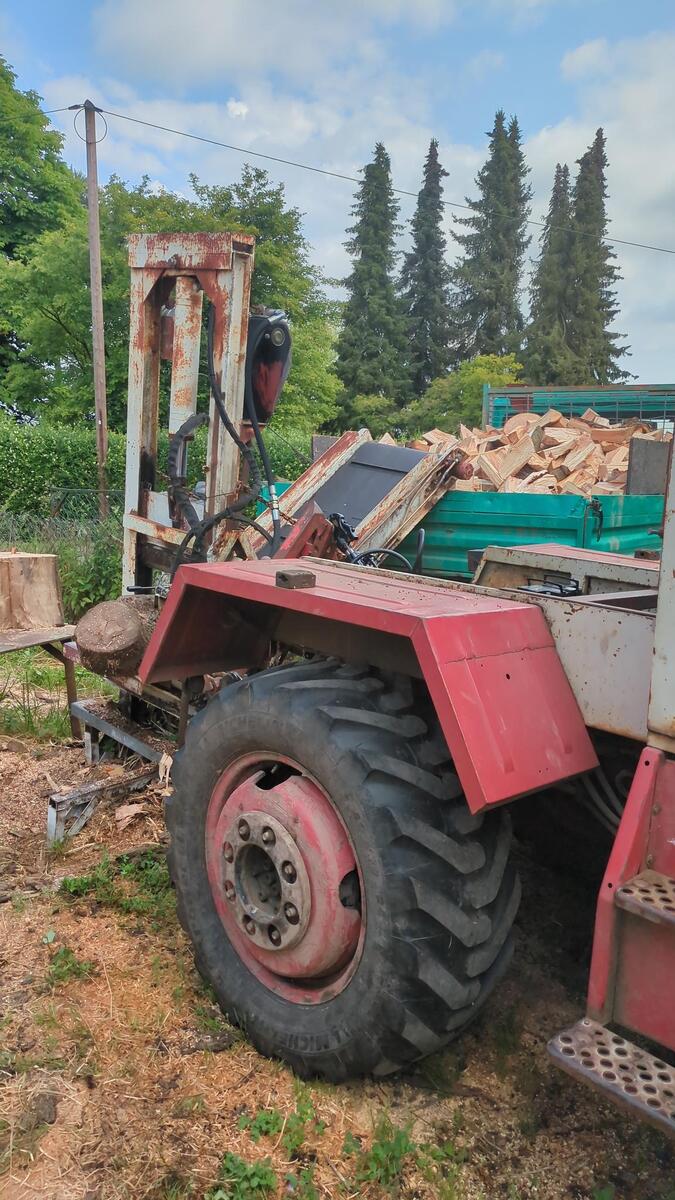 Holzmachen1.jpeg